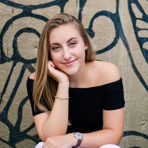Meet your Posher, Lauren